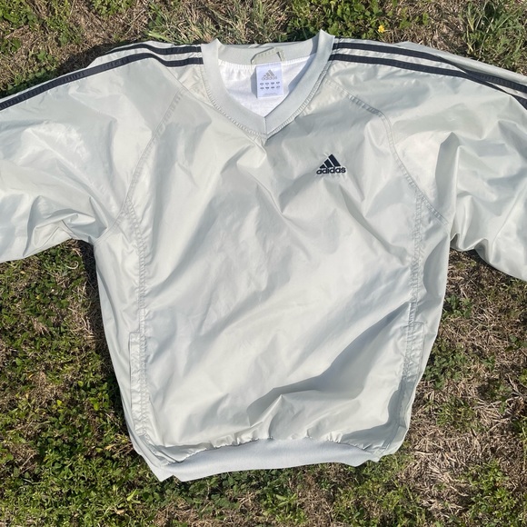 Vtg y2k 2003 Adidas windbreaker top - Picture 9 of 16